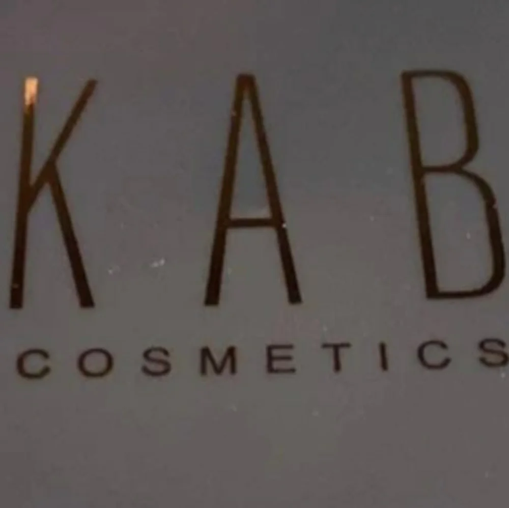 ❇️🧚‍♀️GOLDEN HOUR KAB Cosmetics Illuminating Dust NWT